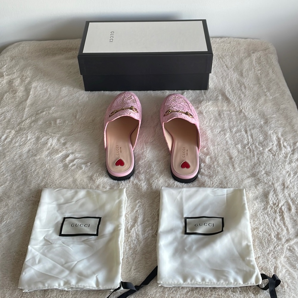 Woman’s Gucci Princeton Lace Horsebit Pink/Beige Leather Mule. Size 38. Size 8